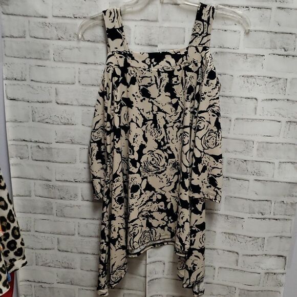 Clara sun woo top - Picture 3 of 3